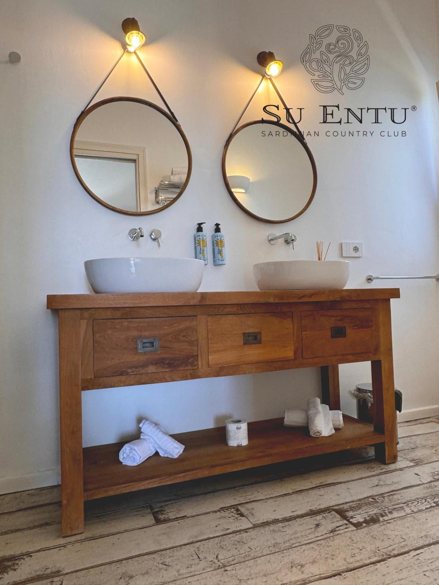 Su Entu Sardinian Country Club Hotel Olbia Bagian luar foto
